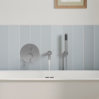 ClassicRain Single Handle 2-Spray Tub and Shower Faucet 2.5 GPM