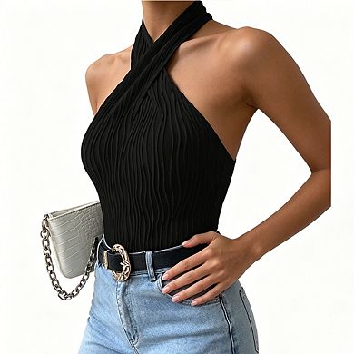 Women's Chic Halter Neck Top Design with Textured Fabric and Sleeveless Cut