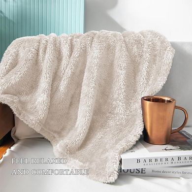 Fuzzy Fleece Throw Blanket, Super Soft Fluffy Warm All-Season Blanket