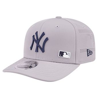 Men's New Era Gray New York Yankees Laser Perforated 9SEVENTY Adjustable Hat