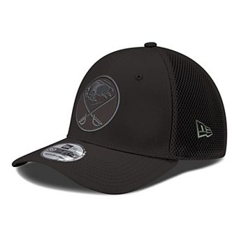 Men's New Era Black Buffalo Sabres Blackout 39THIRTY Flex Fit Hat