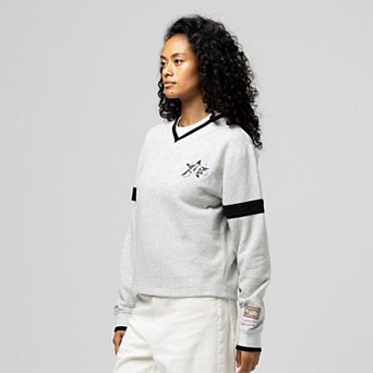 Women's Mitchell & Ness Heather Gray Philadelphia 76ers Cropped V-Neck Sweatshirt