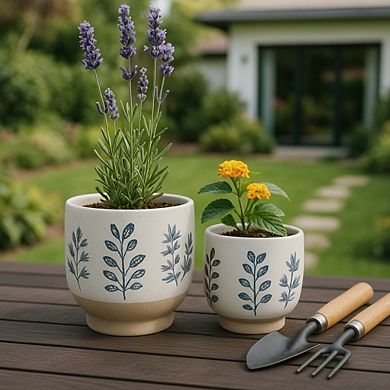 6/8" Blue/White Hand Painted Stoneware Planter (Set of 2)
