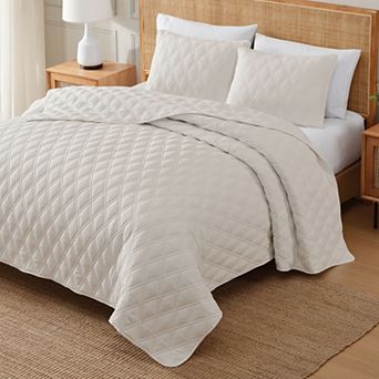 CGK Linens Quilted Bedspread, Diamond Stitch, Lightweight, Soft & Breathable w/ Shams