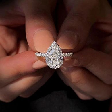 Women Water Drop Surrounding Zircon Rings