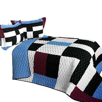 3 pc Bedding Quilt with Decorative Stitch Finish and Coordinated Shams