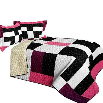 3 pc Bedding Quilt with Decorative Stitch Finish and Coordinated Shams