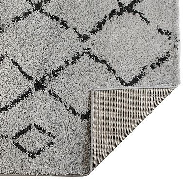 HomeRoots Rectangle Geometric Polypropylene Area Rug