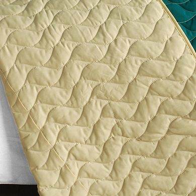 Full/Queen 3 Piece Quilt Set Patchwork Style Bedding Set with Shams Reversible Quilted Bed Cover Set