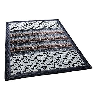 Patchwork Throw Blanket with Mixed Animal Designs and Weighted Fill for Home
