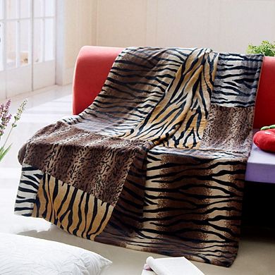 Patchwork Animal Pattern Throw Blanket for Travel and Living Room