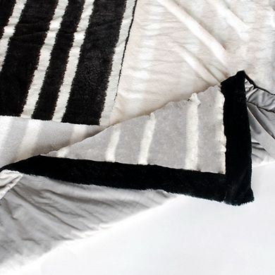 Decorative Animal Patchwork Throw Blanket for Everyday Home Comfort Use