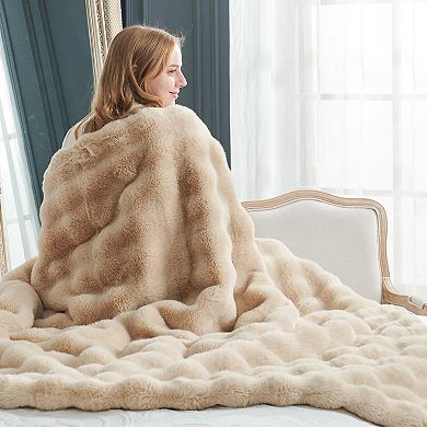 Faux Rabbit Plush Bubble Throw Blanket