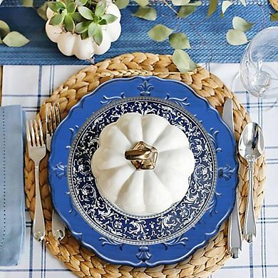 Classic Embossed Crockery Underliners
