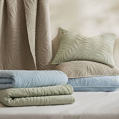 Harbor House Botanical Leaves 3-Piece Cotton Quilt Set