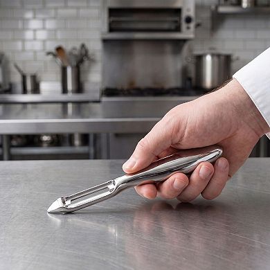 6.9"x2.2" Stainless Steel Vegetable Peeler with Comfortable Ergonomic Handle - Durable Tool