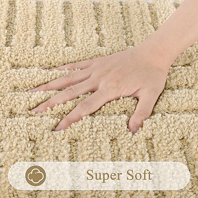 Ultra Soft Microfiber Boho Bathroom Runner Rug Non Slip Absorbent Machine Washable Home Decor