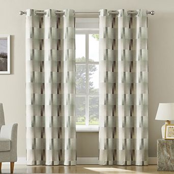 Sun Zero Sterling Gradient Geometric 100% Blackout Single Window Curtain Panel