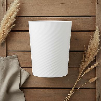 Plastic Small Trash Can Wastebasket for Bathrooms Kitchens Offices Dorms 1.8 Gallon