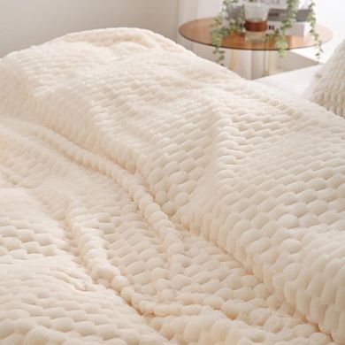 Fuzzy Jacquard Fleece Throw Blanket Soft Plush Lightweight Cream White