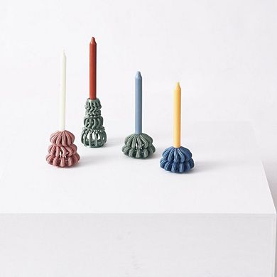 Frosting Loop Candle Holder