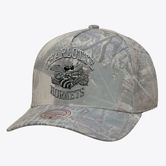 Men's Mitchell & Ness Camo Charlotte Hornets Perfect Pro Adjustable Hat