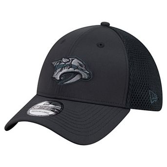 Men's New Era Black Nashville Predators Blackout 39THIRTY Flex Fit Hat