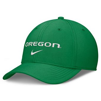 Men's Nike Green Oregon Ducks Rise On-Field SwooshFlex Dri-FIT Flex Hat