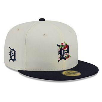 Men's New Era White/Navy Detroit Tigers Blossom 59FIFTY Fitted Hat
