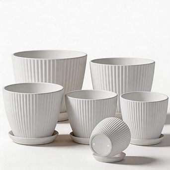 Assorted Sizes Lightweight Plastic Planters With Drainage & Saucers For Indoor Plants