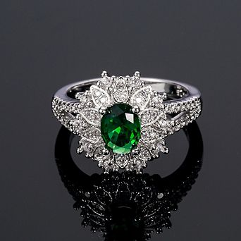 Classical Floral Ring Oval Cut Green Stone Promise Ring