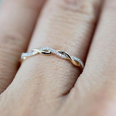 Women’s Fashion Twist Ring with Dazzling Cubic Zirconia