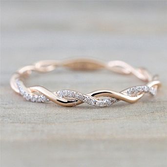 Women’s Fashion Twist Ring with Dazzling Cubic Zirconia