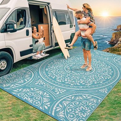 Reversible Plastic Outdoor Rug - Easy to Clean, Waterproof Garden Mat