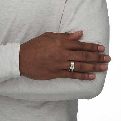 Men's 1/10 TCW Round Diamond Wedding Band in Platinum-Plated