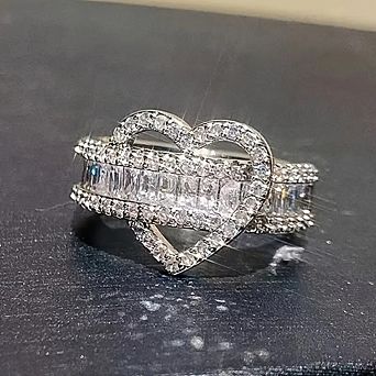 Novel Heart Love Jewelry Ring Women Romantic Wedding Band Accessories