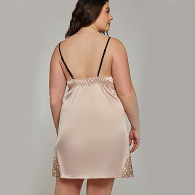 Satin Robe with Eyelash Lace Trim (Plus Size)