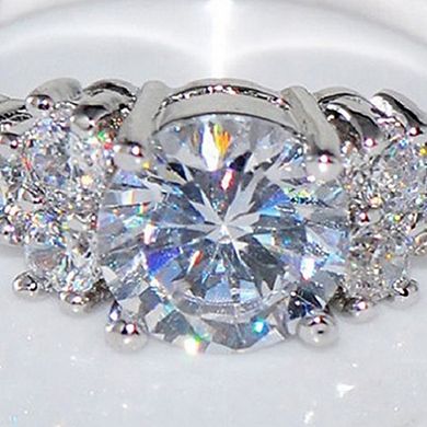 Exquisite Luxury Inlay Shiny Zirconia Engagement Ring
