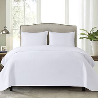 C&F Home Diamond Matelasse Quilt Set with Shams