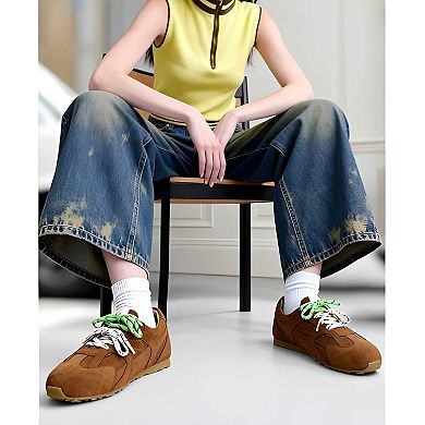 Women's Athletic Shoes