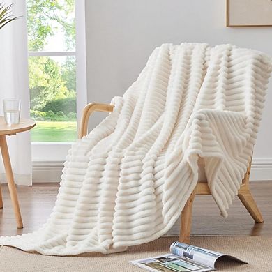 Striped Fleece Throw Blanket Soft Warm Lightweight Microfiber 300GSM
