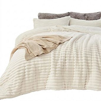 Fleece Down Alternative Comforter Set, Ultra-Soft Warm All-Season Bedding with Pillowcases