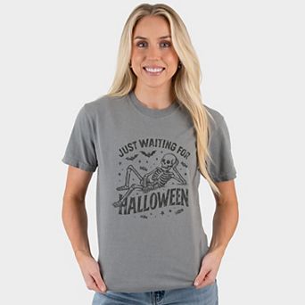 Just Waiting For Halloween Skeleton - Women's Garment Dyed Graphic T-Shirt