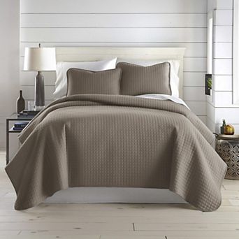 Lightweight Quilt Bedding Set With Pillow Shams Soft Easy Care Machine Washable