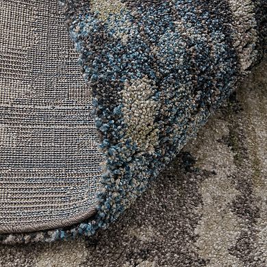 HomeRoots Rectangle Abstract Polypropylene Blend Area Rug