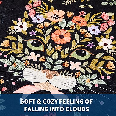 Fan-Shaped Cute Cat Print Area Rug — Washable, Soft, Non-Slip, and Foldable Indoor Décor Carpet