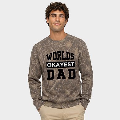 World's Okayest Dad - Men's Camo Sweatshirt