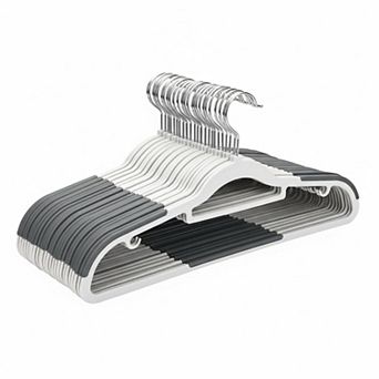 Plastic Hangers 30 Pack Slim Non Slip Heavy Duty Space Saving Dry Wet Clothes Hanger