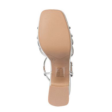 A luminous gold heeled sandal