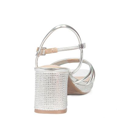 A luminous gold heeled sandal